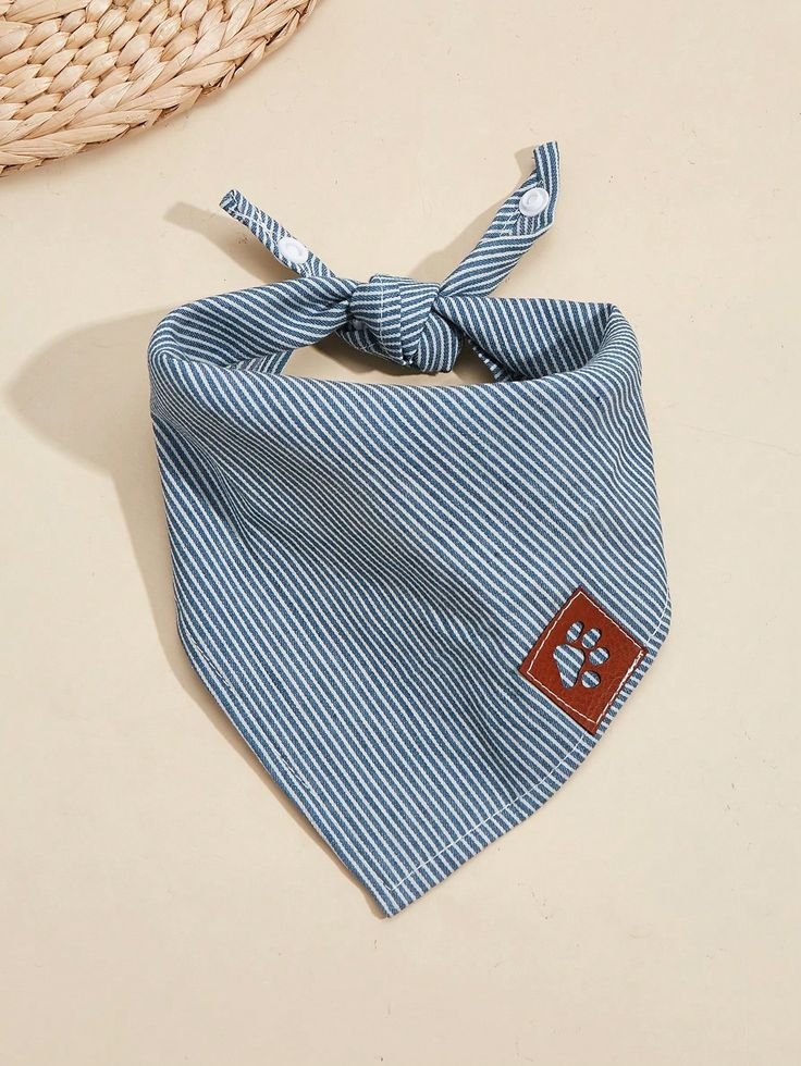 1pc Polyester Casual Style Chic Denim Pet Bandana Suitable For Medium And Small Breeds Like Teddy And Poodle, For Outdoor And Indoor Use (Not Suitable For Large Dogs)